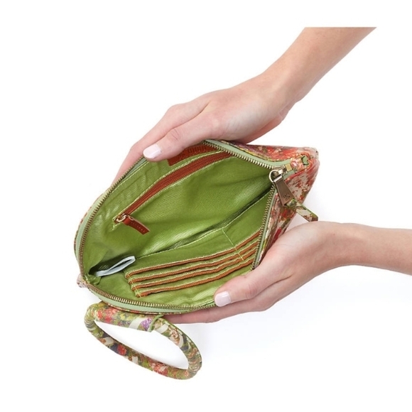 HOBO Sable Clutch in Tropic Print - Picture 2 of 3